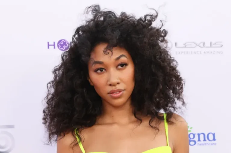 Aoki Lee Simmons Height, Age, Weight, Net Worth, Career, And More
