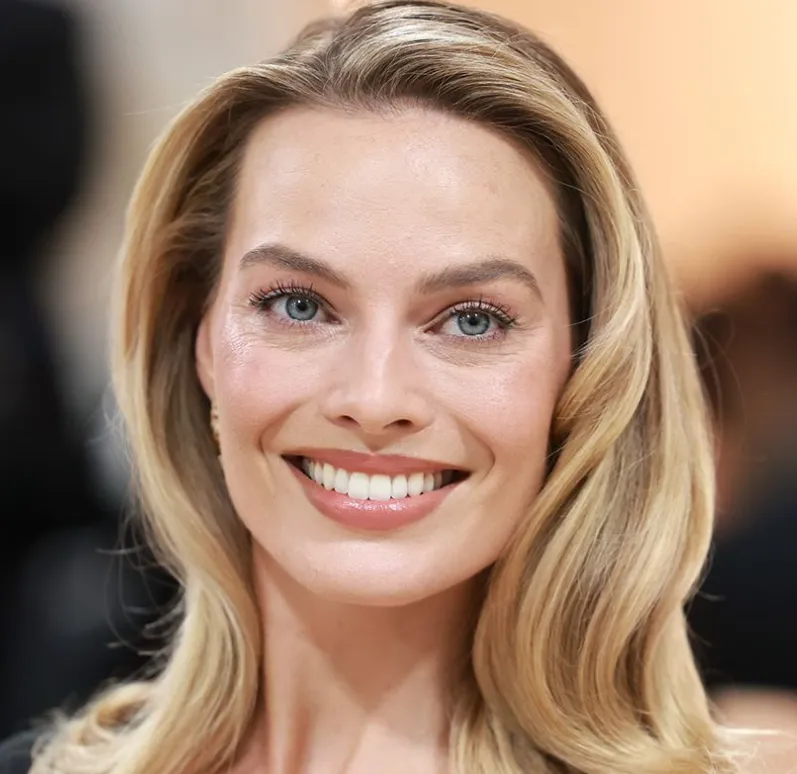 Margot Robbie Height, Weight, Age, Net Worth, Career, And More
